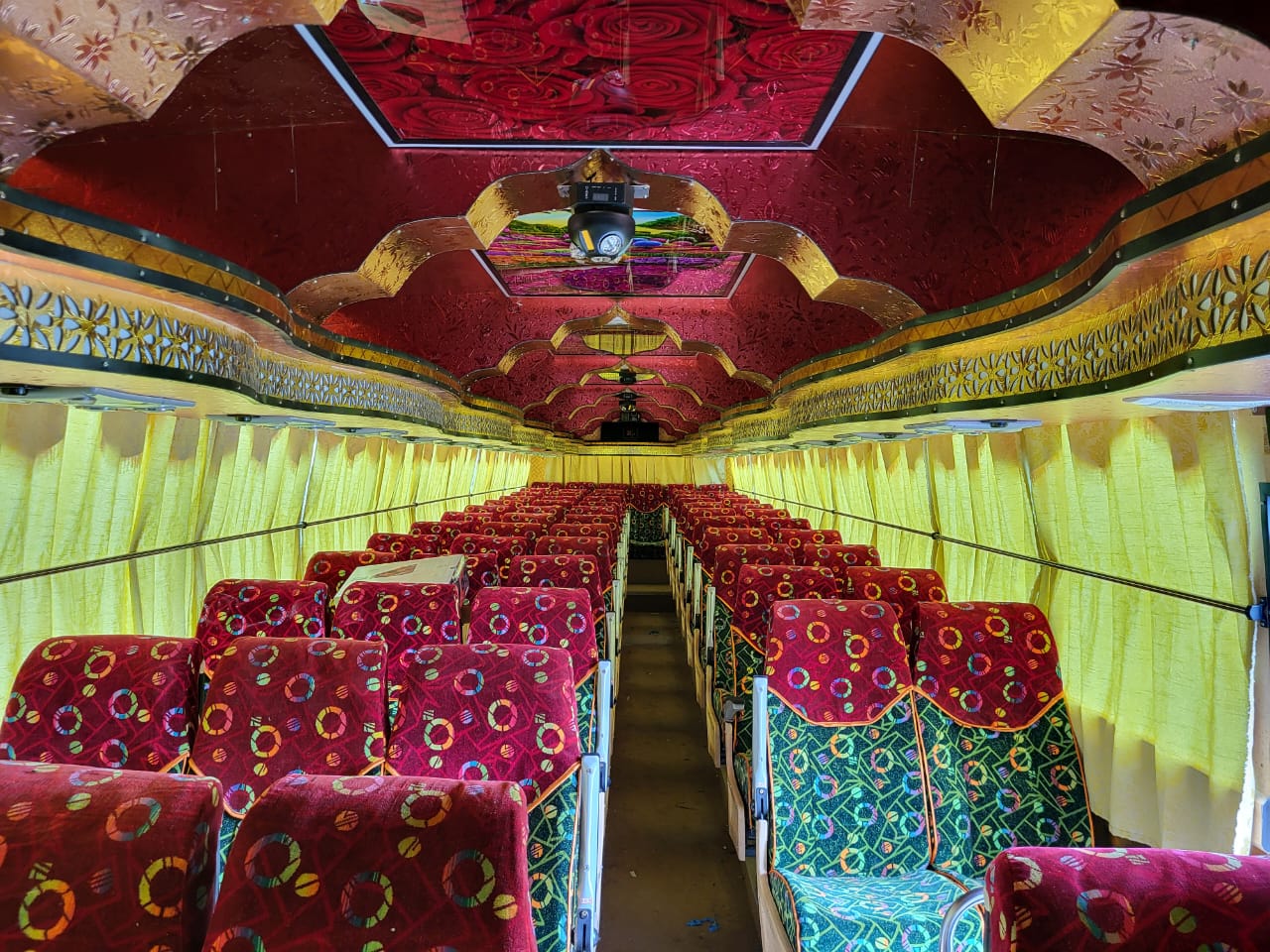 Tour Bus