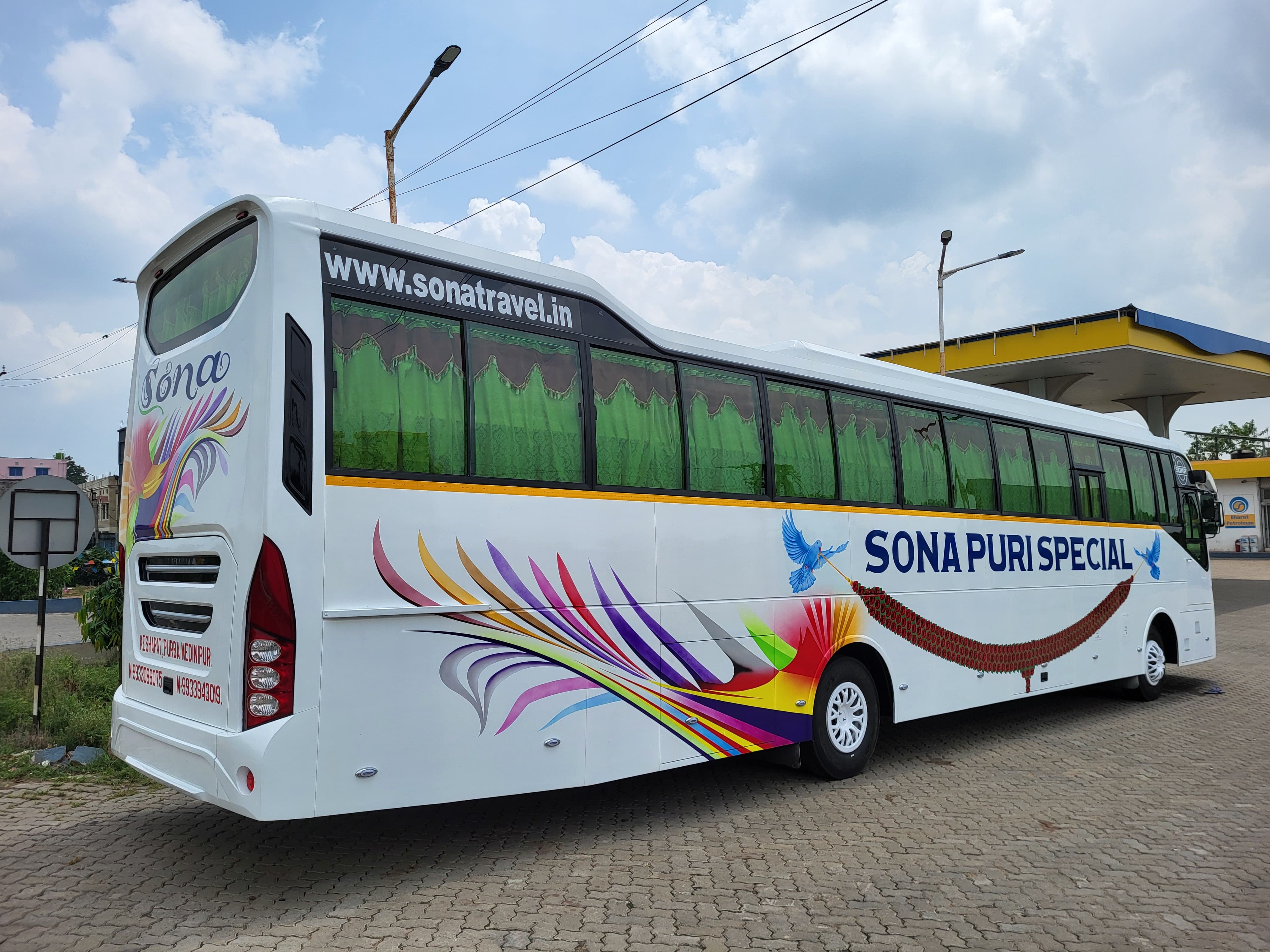 Luxury Bus