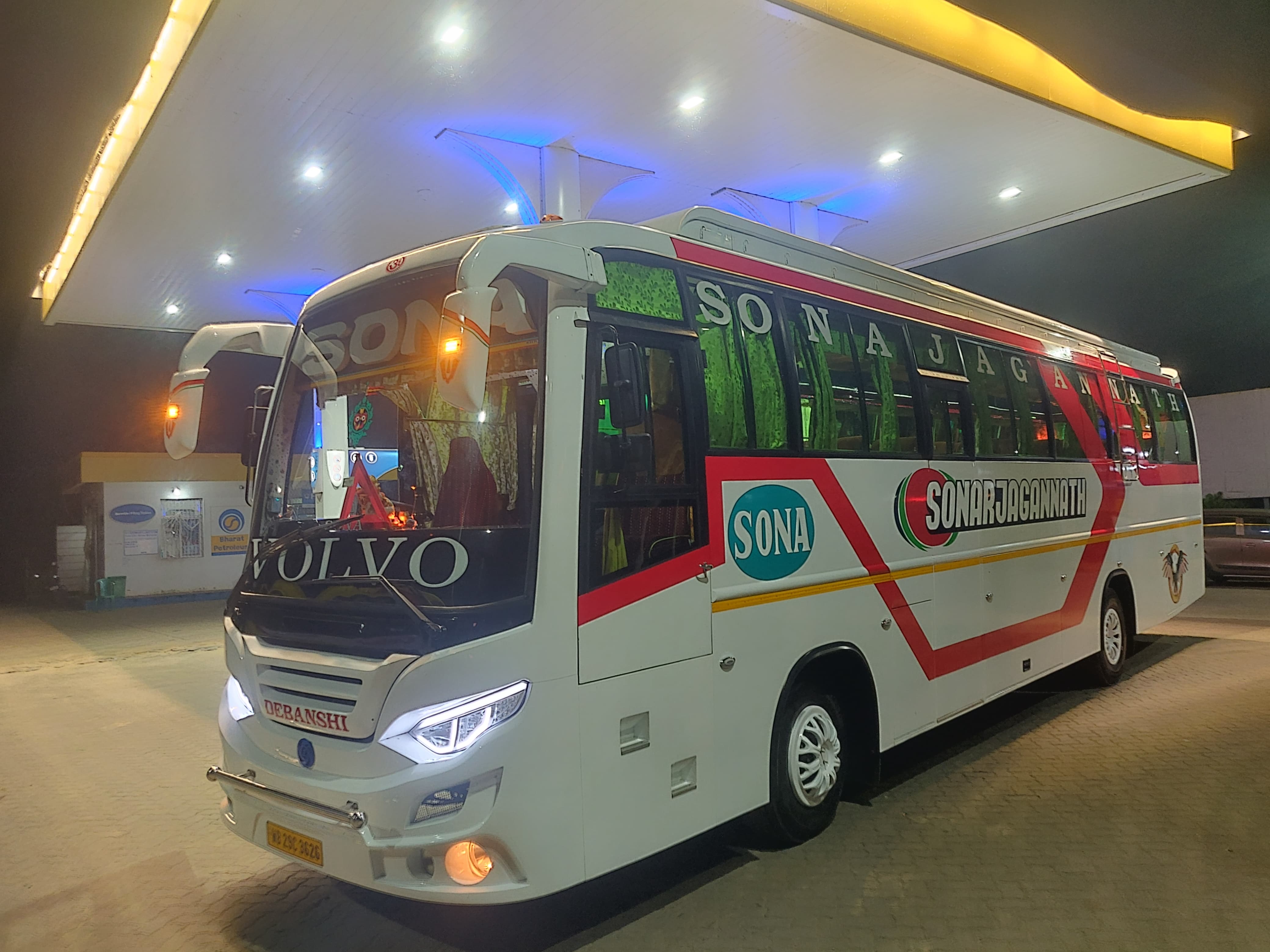 Luxury Bus